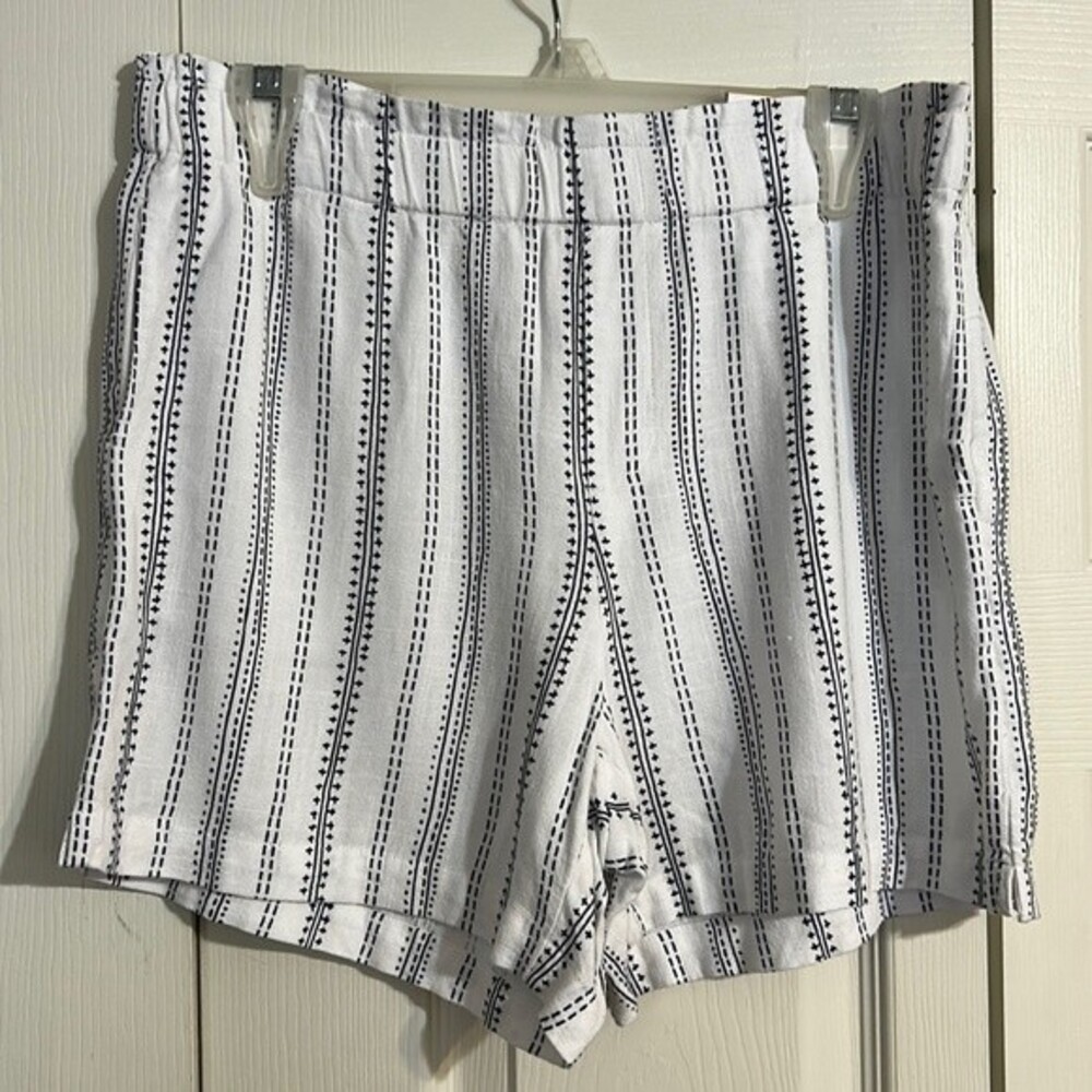 STYLE & CO Size Small Denim Bermuda High Rise Paperbag Waist Pull On Shorts NWT